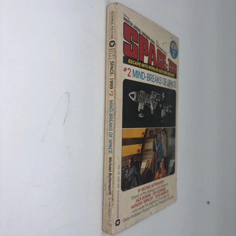 Space: 1999 Year 2, #2. Edge of the Infinite  by Michael Butterworth (1977, pb)